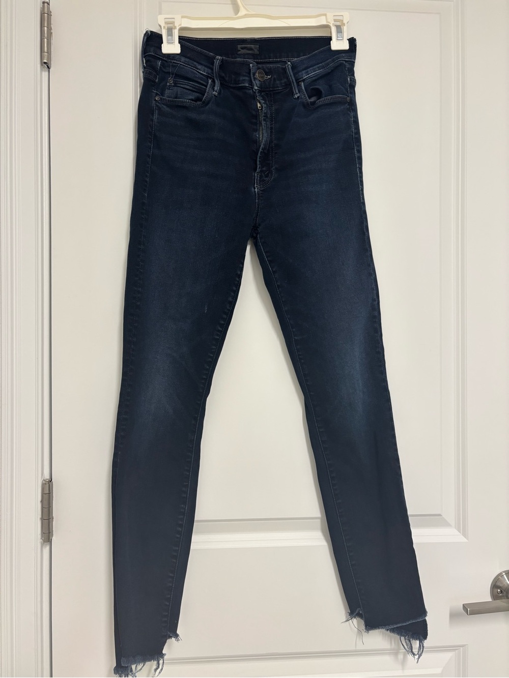 MOTHER The Stunner Zip
Ankle Step Fray